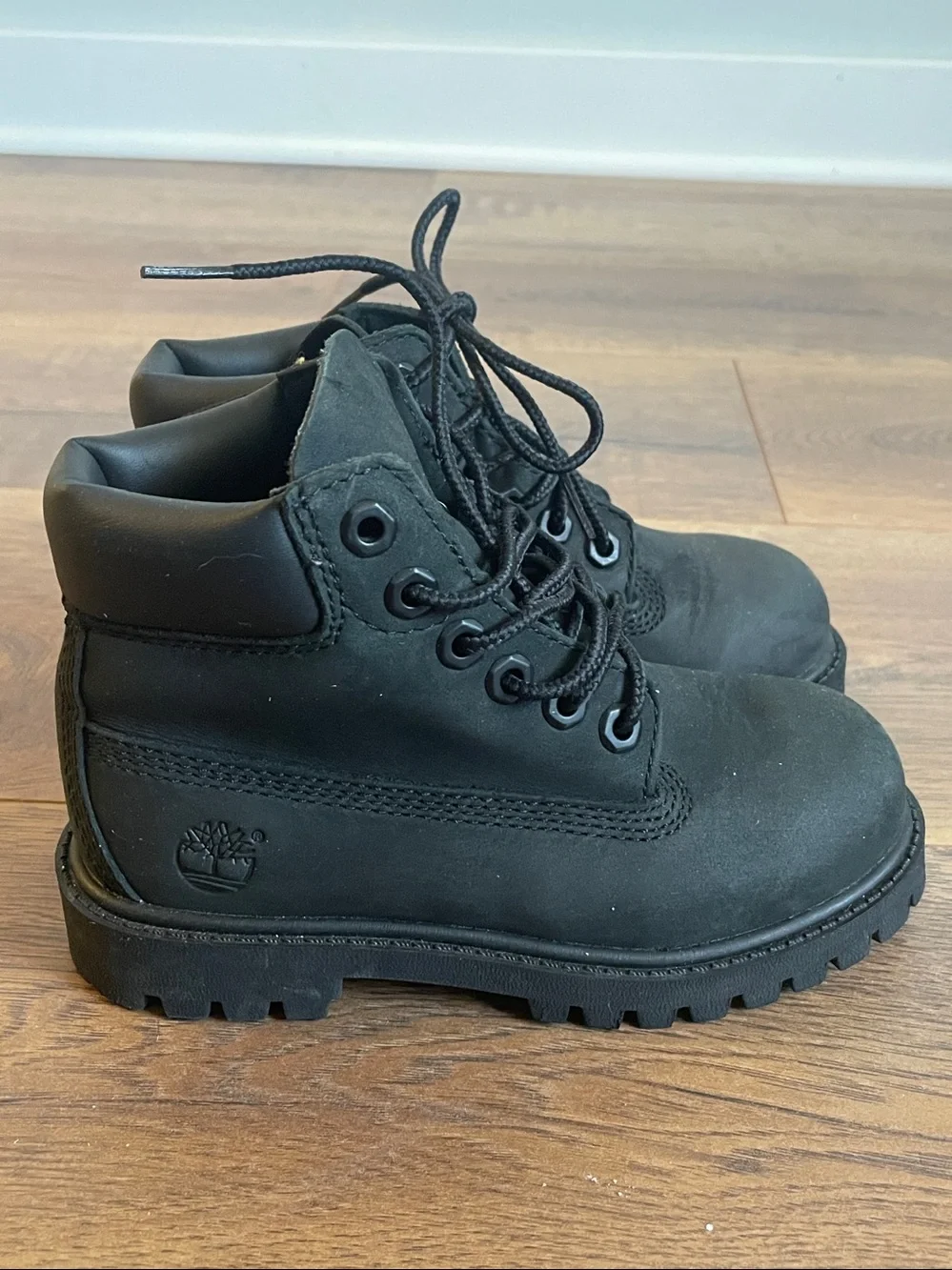 Kids Timberland Black Suede Boots Size 10